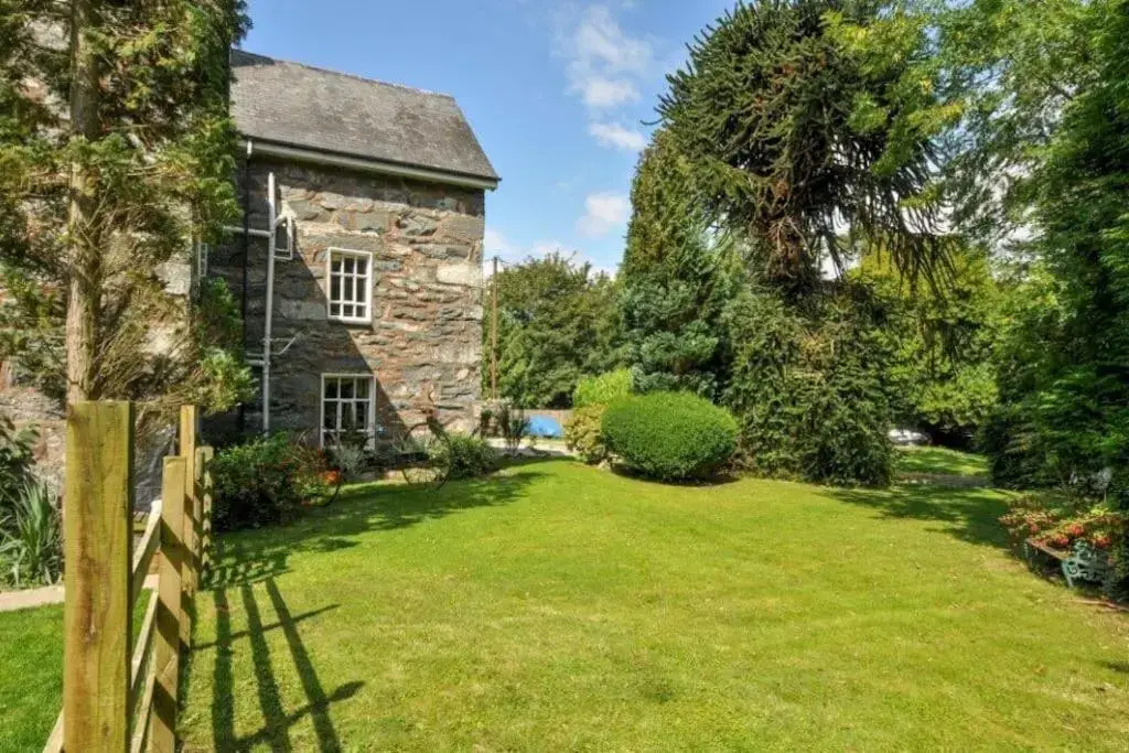 Stunning Georgian Era Home