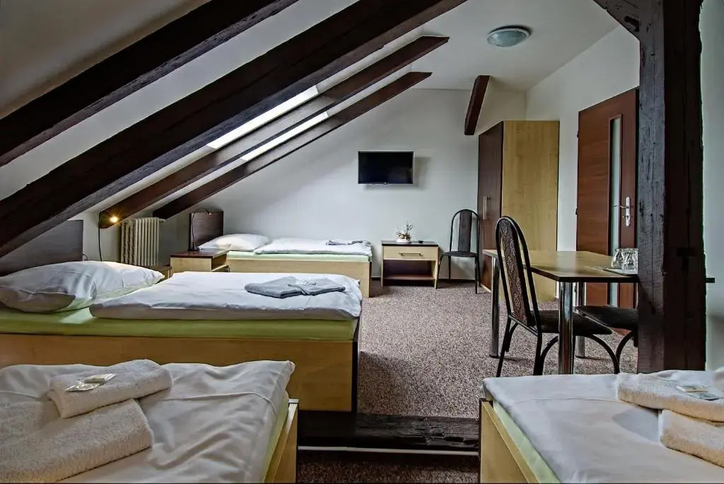Standard Quadruple room