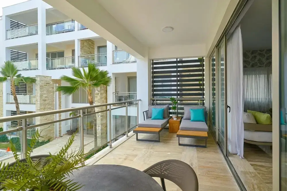 Beach Condo w Sea View B-202 Costa Atlantica