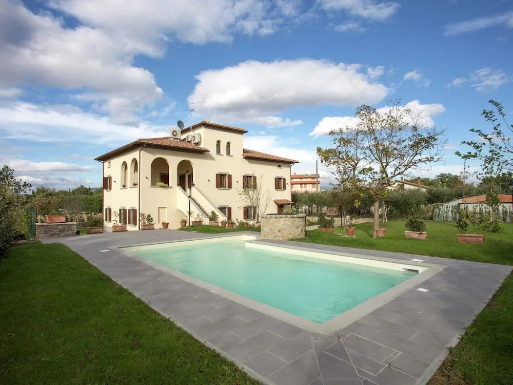 Peaceful Villa in Cortona with Private Swimming Pool