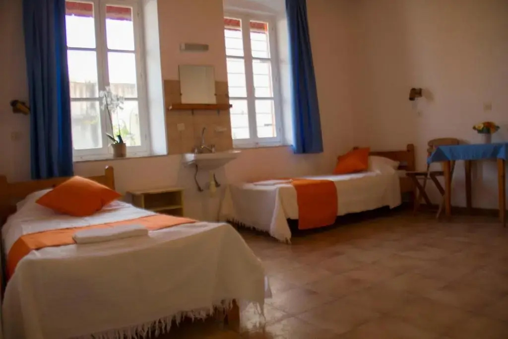 Medieval Rose Hotel - Chambres