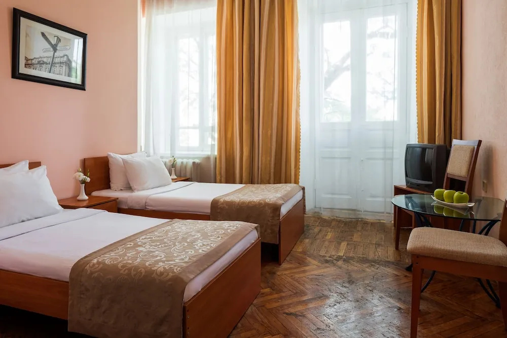 Economy room