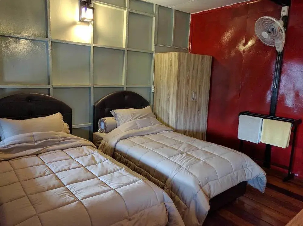 Funky Box Hostel - фото 3