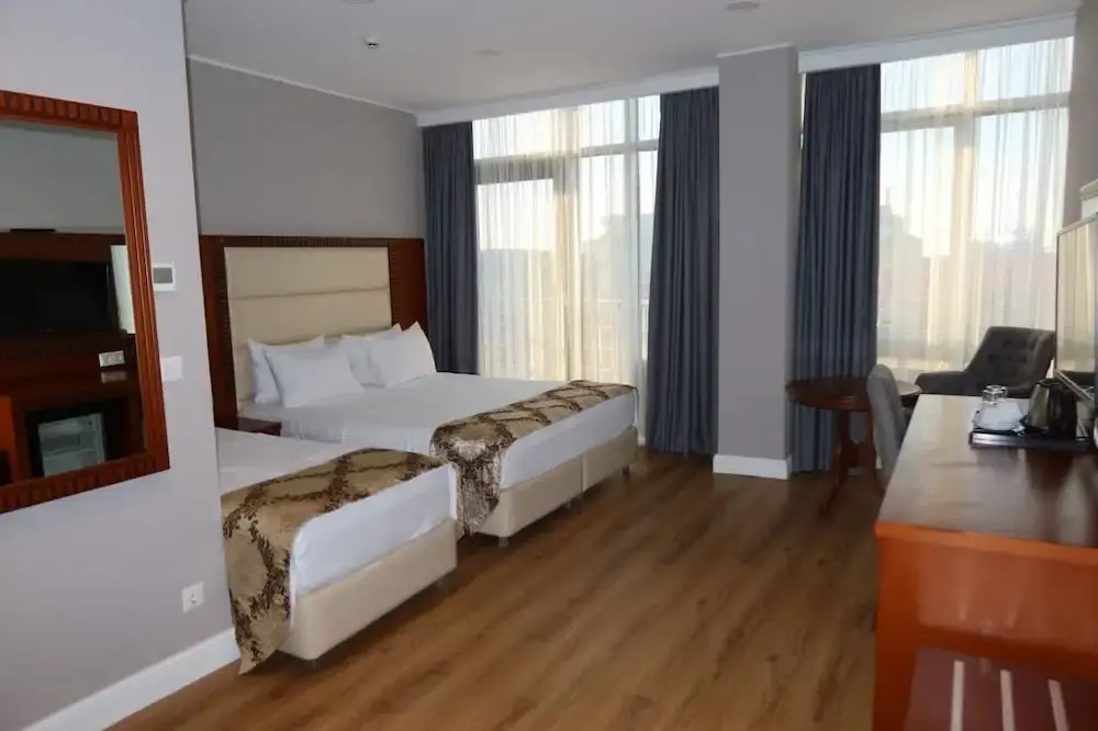 Standard Double room with balcony (twin beds)