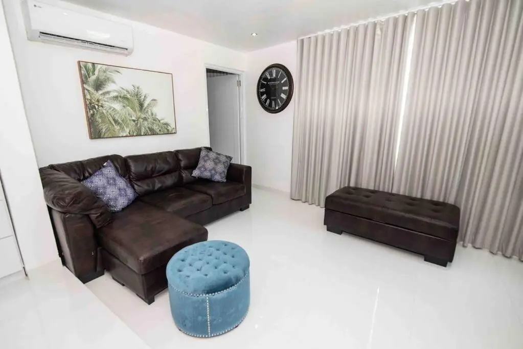 Modern 2BR with KingBed in Heart of Isla Verde Ave