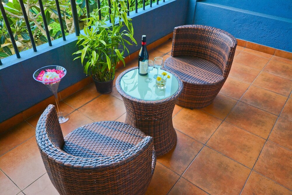 Monsoon Suites