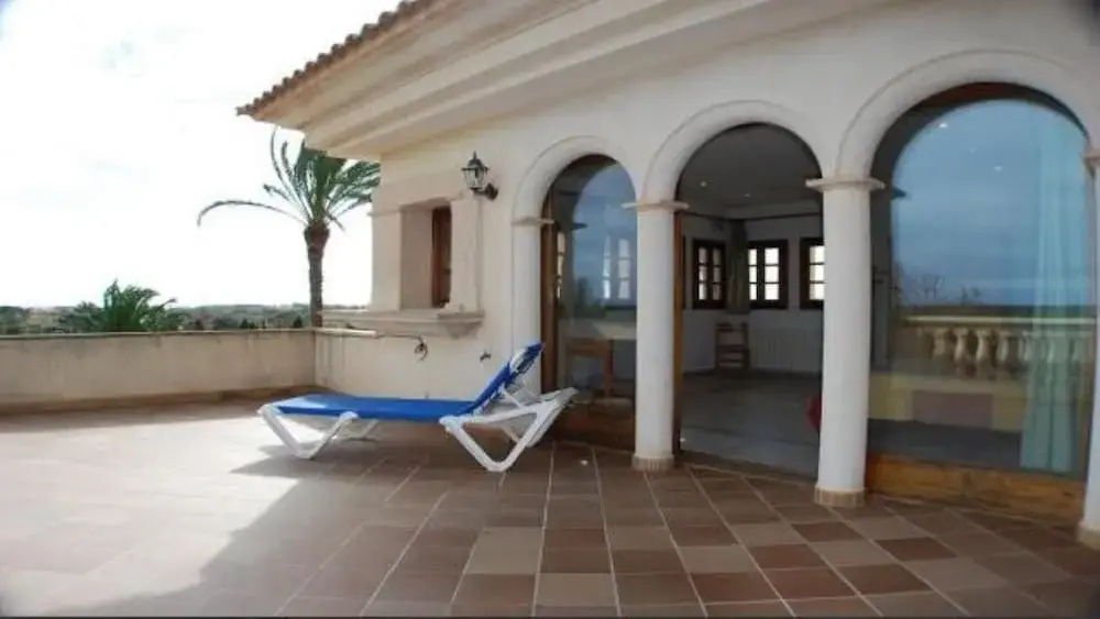 Villa - 5 Bedrooms with Pool and WiFi - 103975