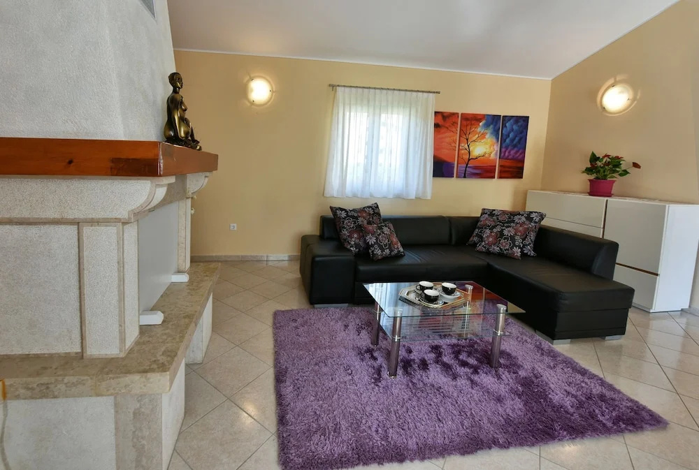 Villa 376