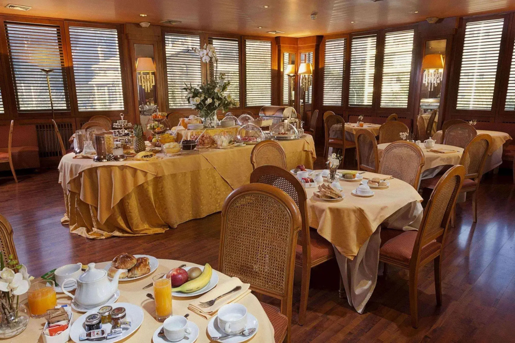 Hotel photo 15