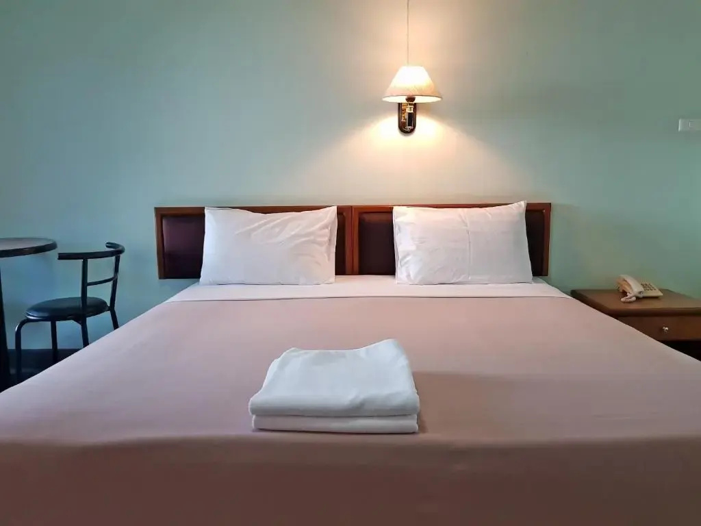 Standard Double room (full double bed)