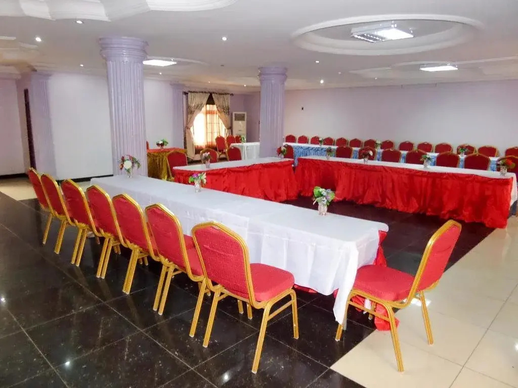 Regia Luxuria Hotel & Suites - Général