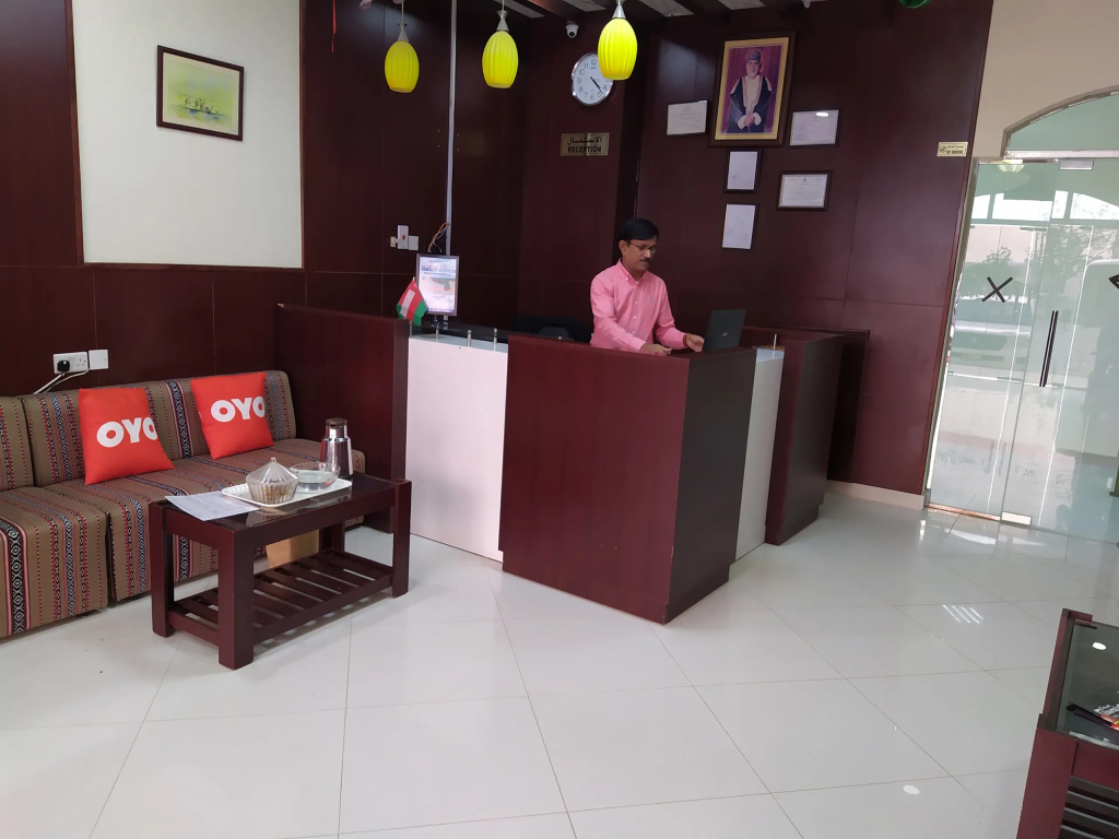Lobby & Reception