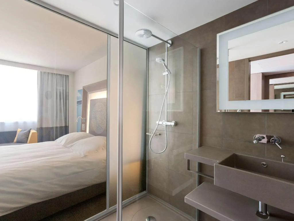 Superior Double room with river view (full double bed)