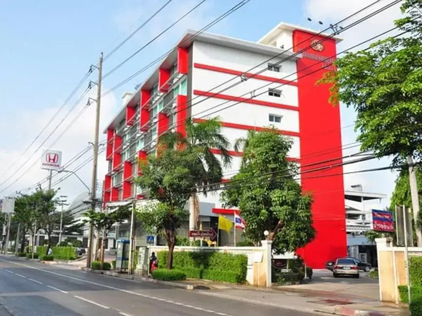Thamrongin Hotel - Chambres