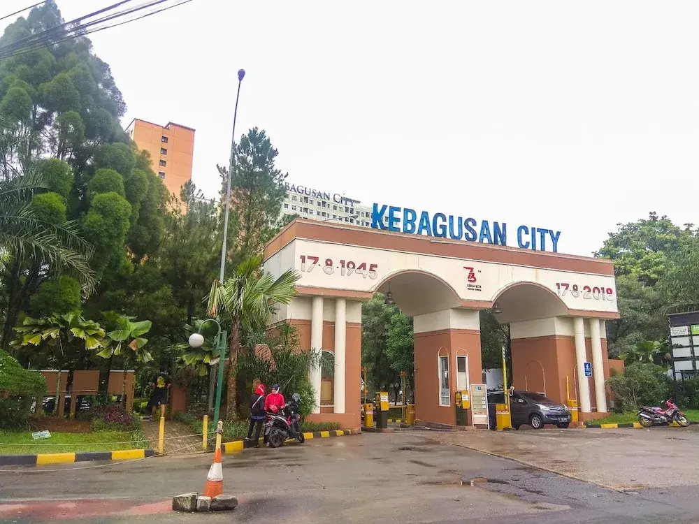 Homey and Simply 2BR Kebagusan City Apartment