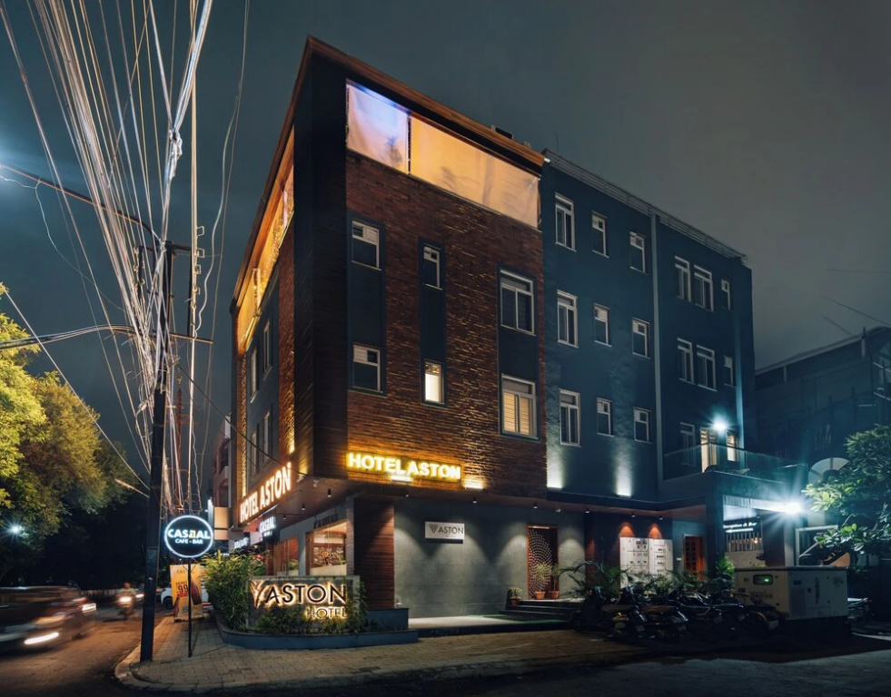 Hotel Aston