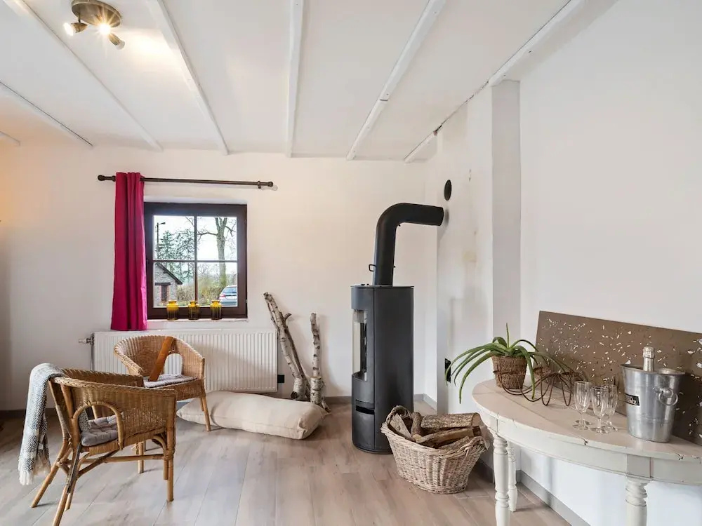 Simplistic Cottage in Nadrin With Garden - фото 17