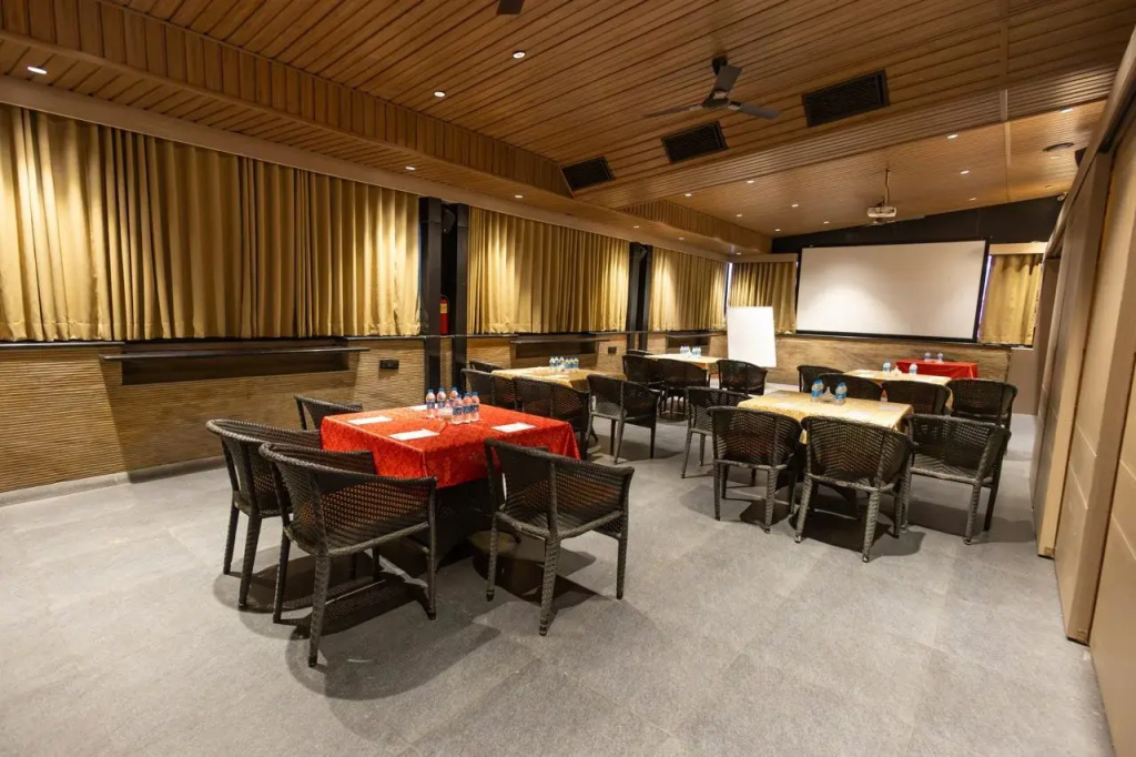 Kyriad Hotel Indore - Général