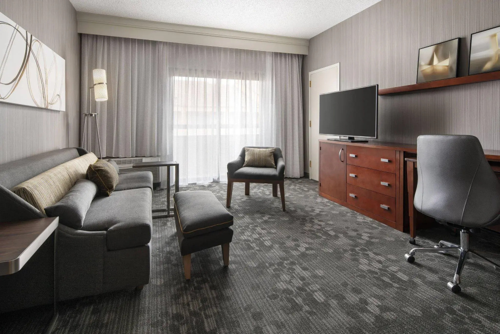 1 Bedroom Quadruple Suite