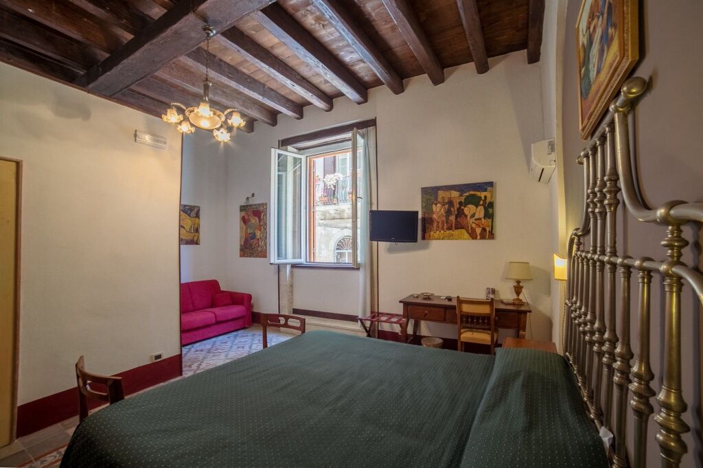 Charme Hotel Henry's House / Hotel Ortigia by null