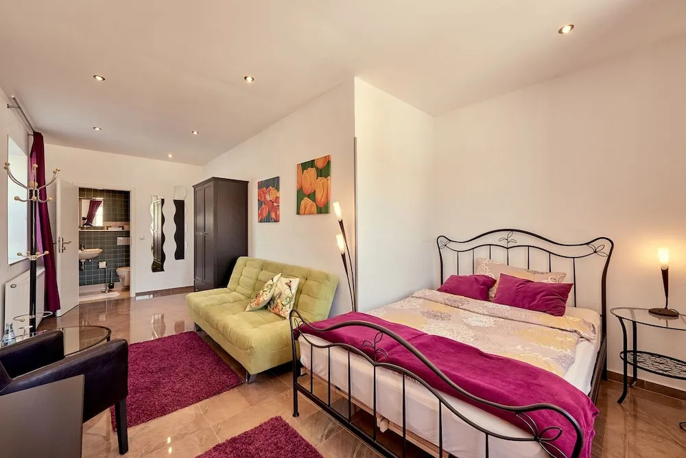 Одноместный номер Comfort с видом на внутренний двор односпальная кровать в Hotel Zur Alten Stadtkellerei Leipzig