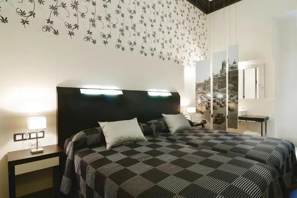 Superior Double room (full double bed)