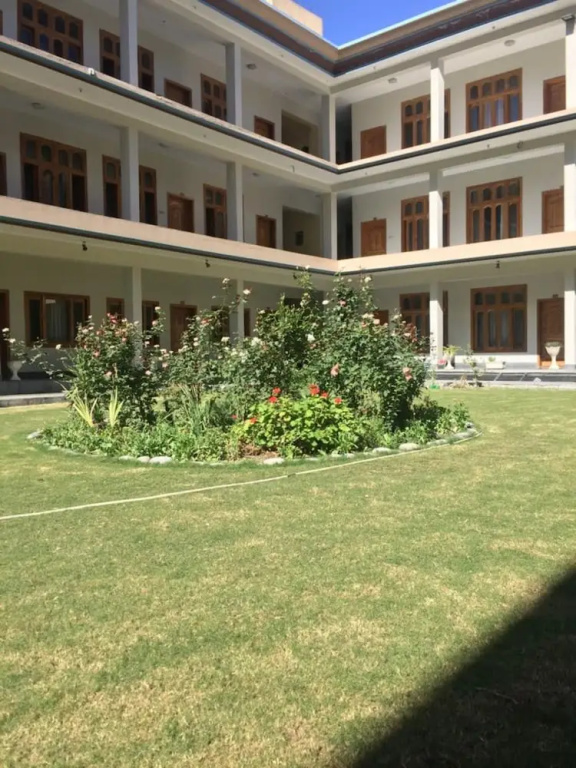Hotel shaheen International