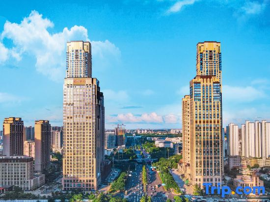 Ya Hotel (Haikou Riyue Square Duty Free Shop)
