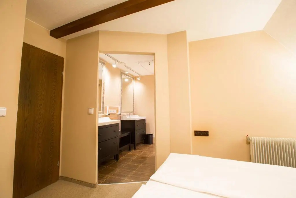 Comfort Double room (full double bed)