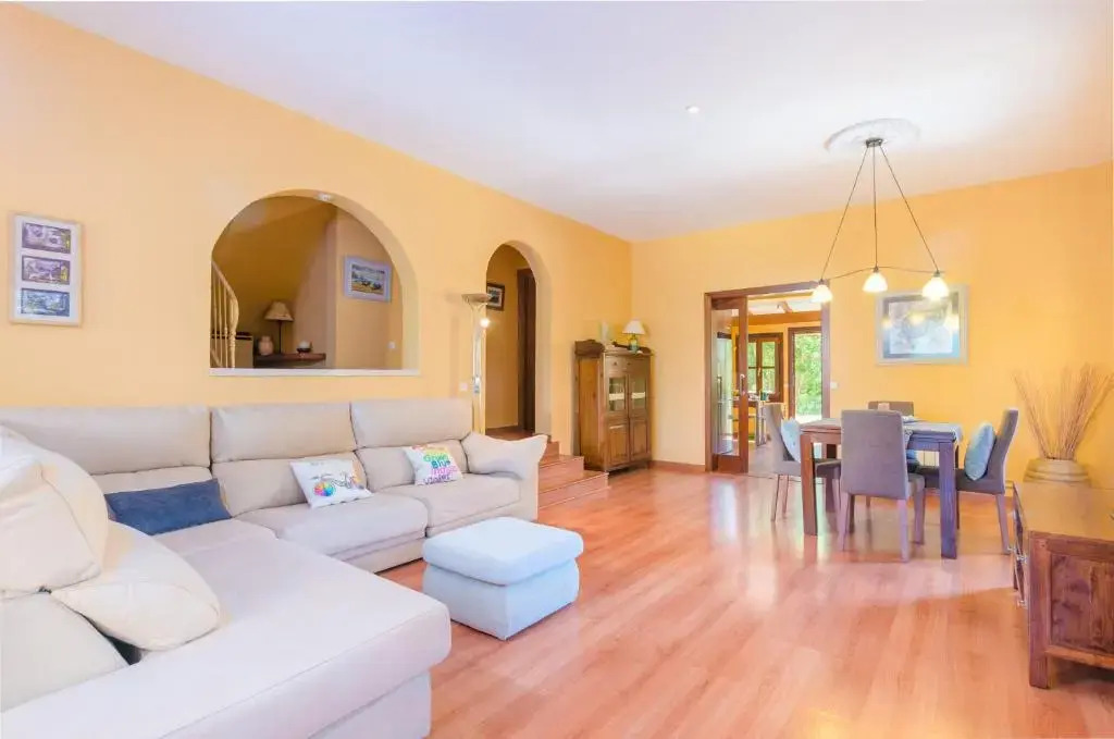 gallery_image_hidden_25