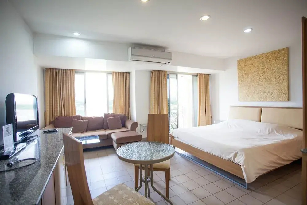 Galare Thong Tower - Chambres