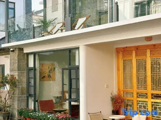 Mei Ran Bie Yuan（Er Hai Cai Cun pier store）
