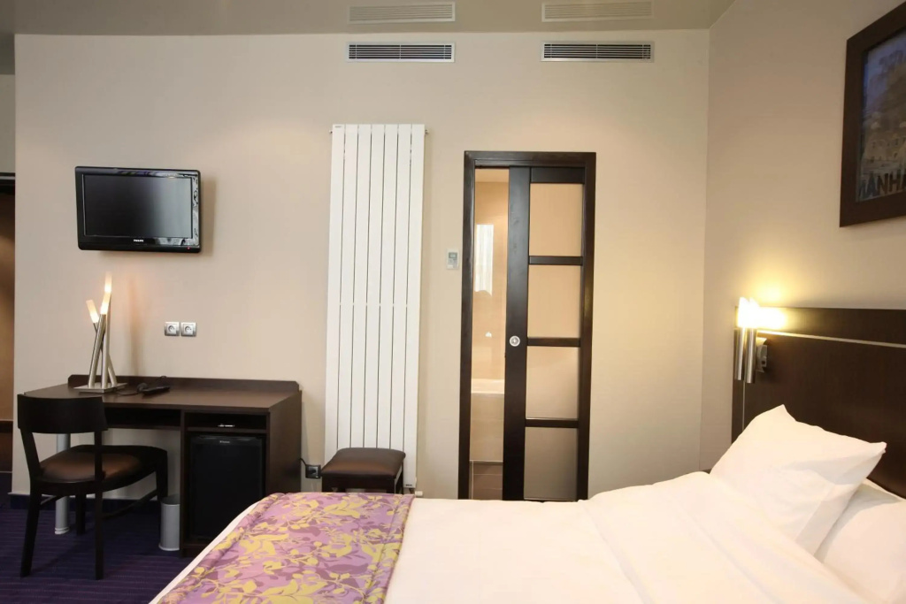 Hotel photo 11