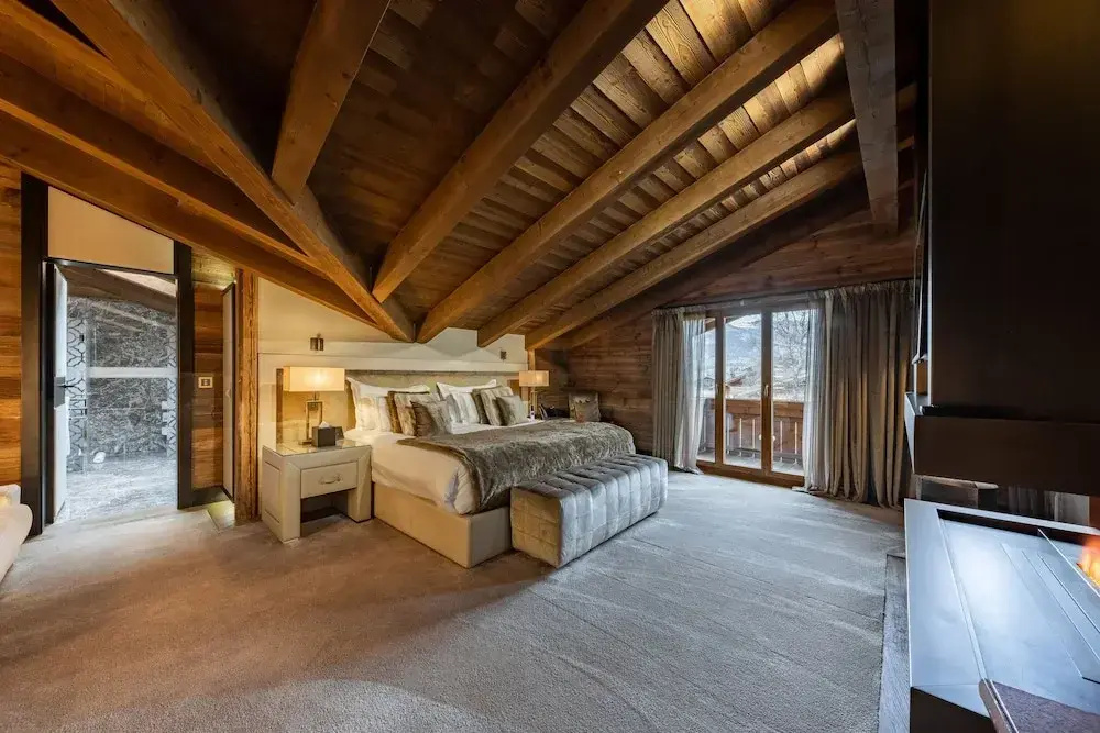 Double Junior Suite with balcony (full double bed)