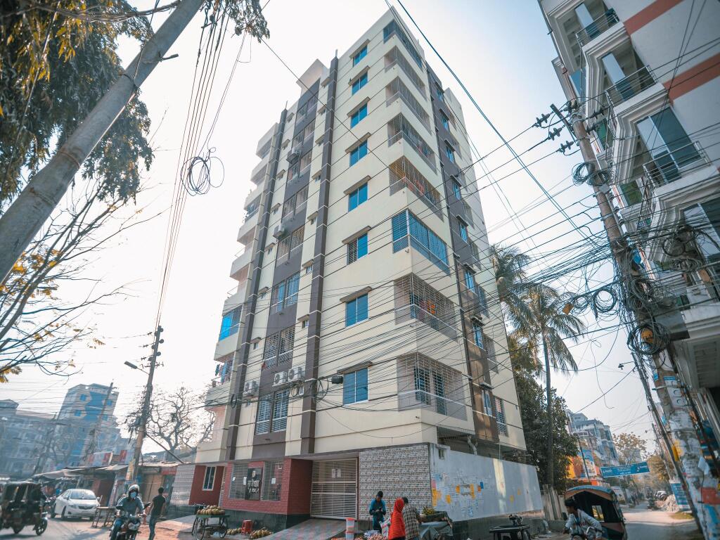 Отель Jatra Flagship Rajshahi City Centre в Rajshahi