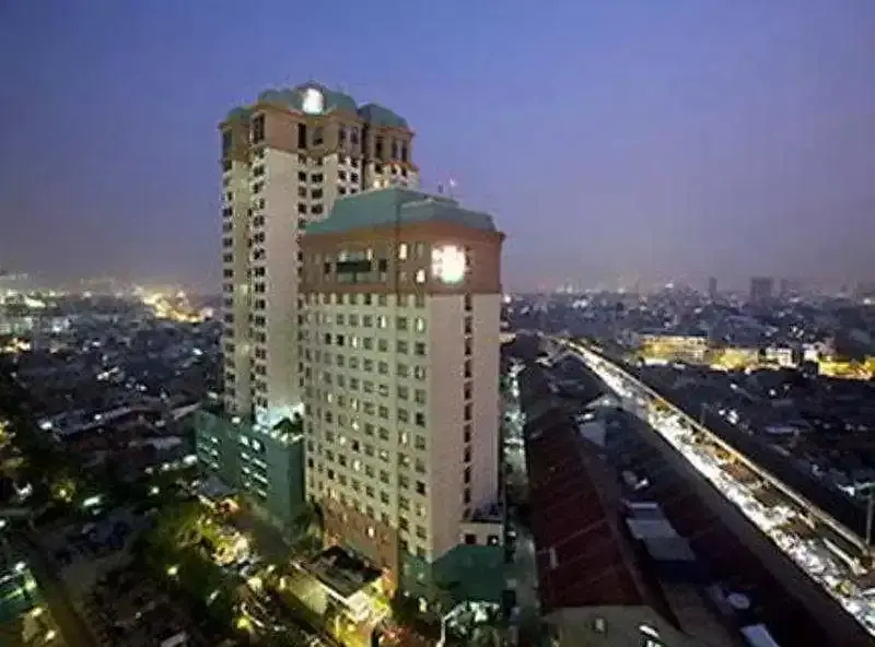 Horison Arcadia Mangga Dua