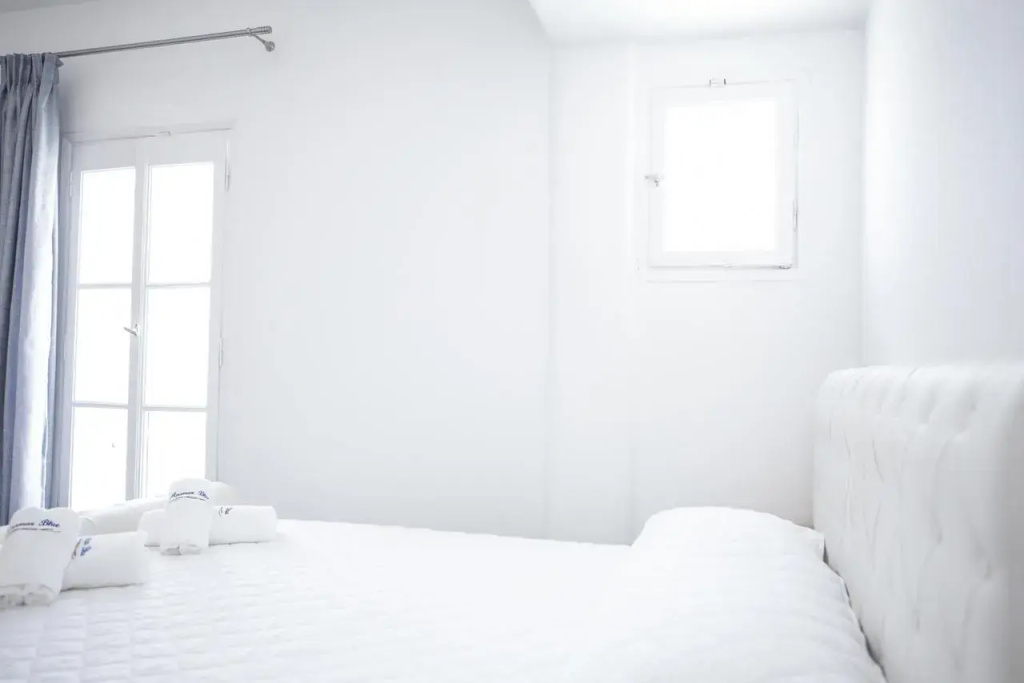 Standard Double room with garden view (full double bed)
