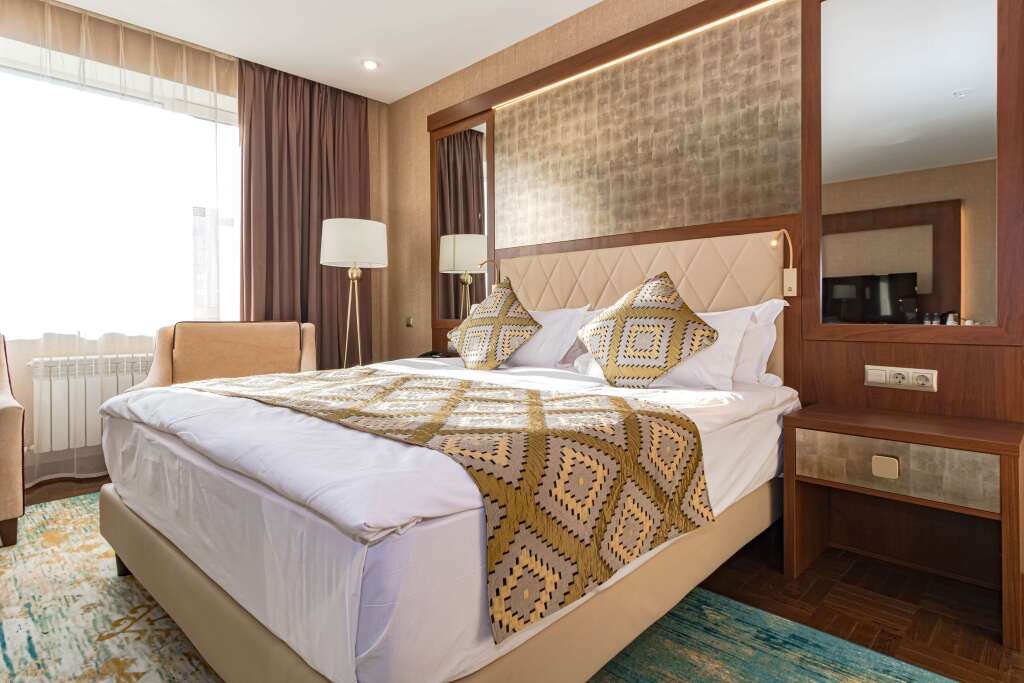 Двухместный полулюкс двуспальная кровать в Best Western Plus Astana