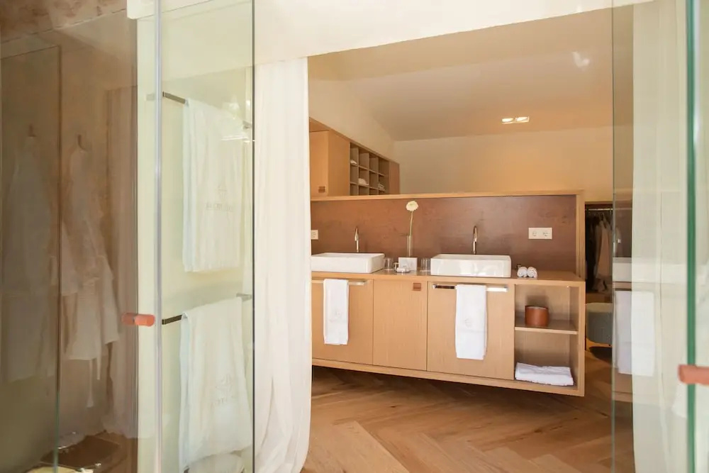 Standard Penthouse room