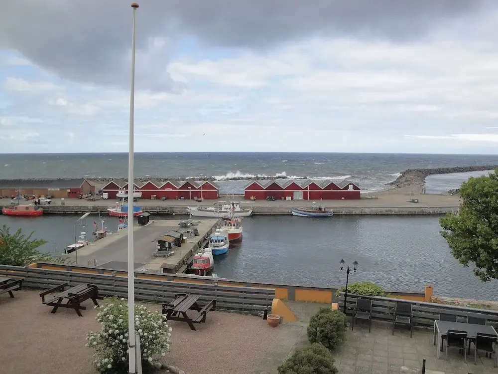 Beach & Waterfront