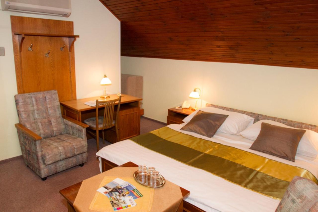 Hotel photo 18