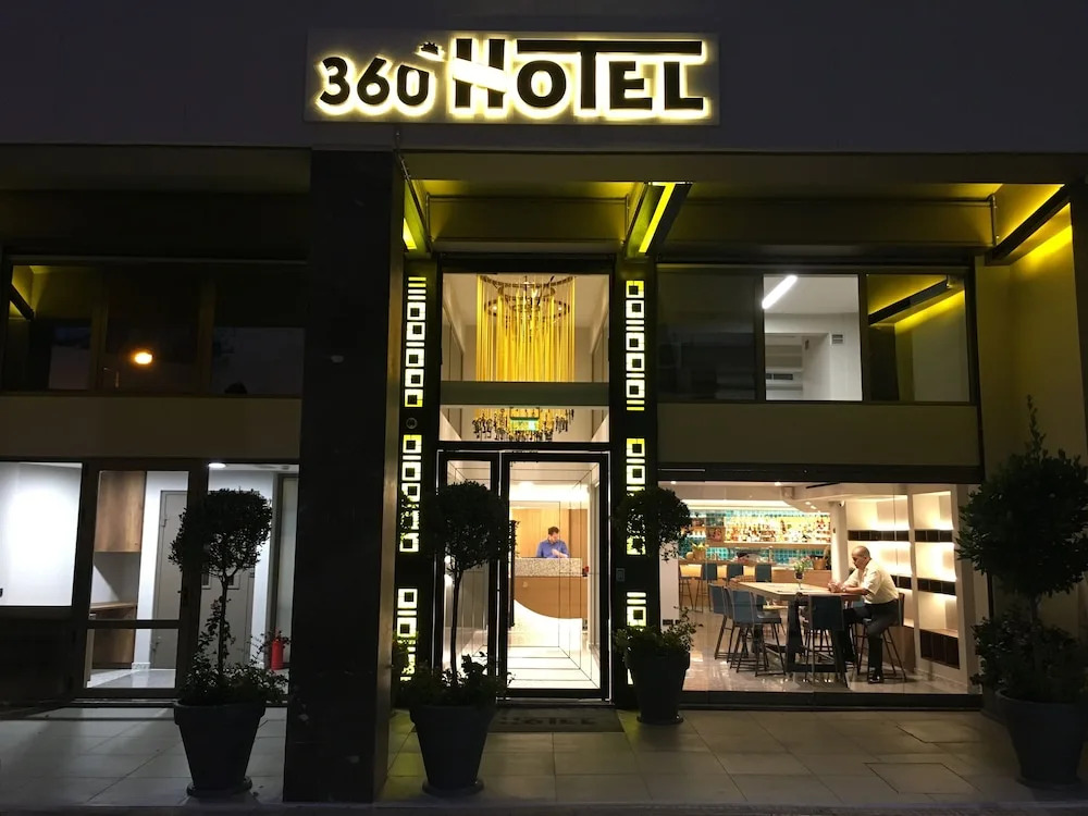 360 Degrees Pop Art Hotel by null