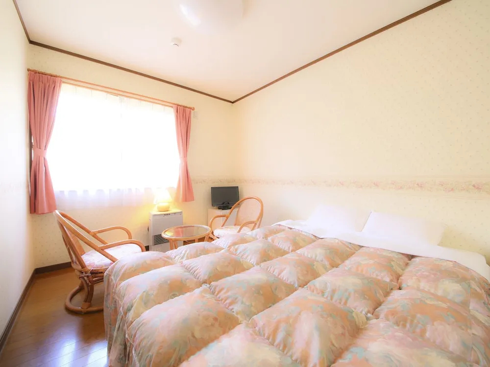 Standard Double room with garden view (full double bed)