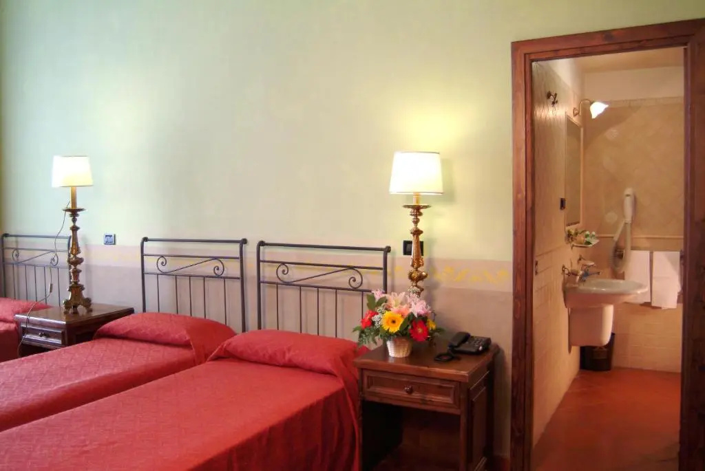 Hotel Domus Sessoriana - Chambres