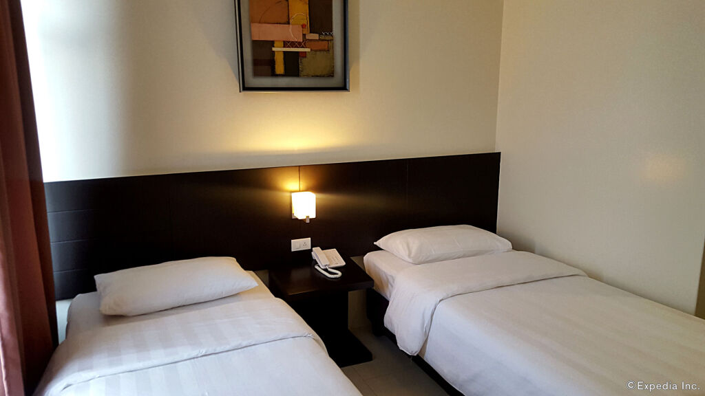 Manhattan Suites Inn