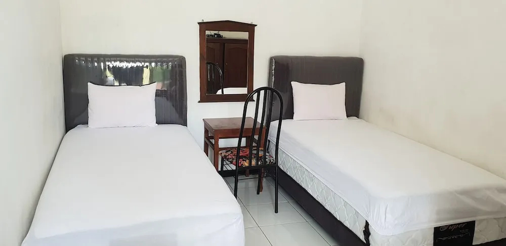 Deluxe Double room with balcony (twin beds)