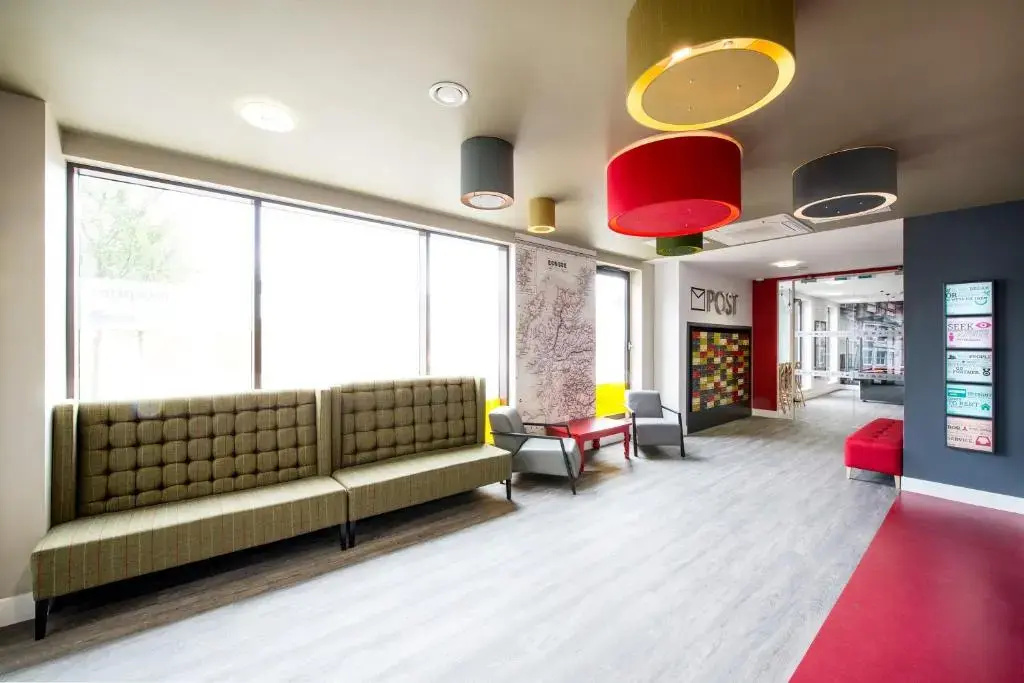 Yugo Explore - Arran House - Chambres