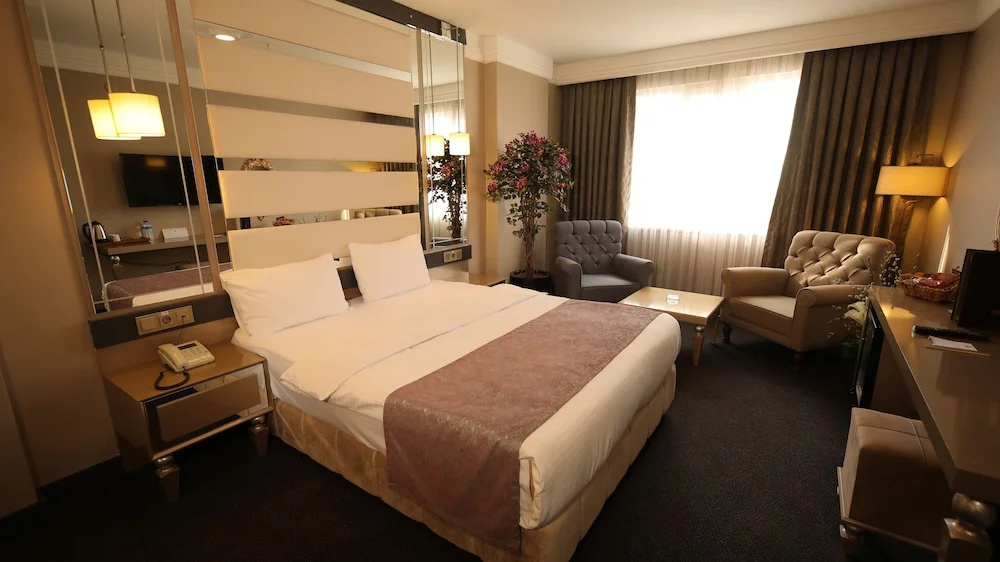 Economy Double room (full double bed)