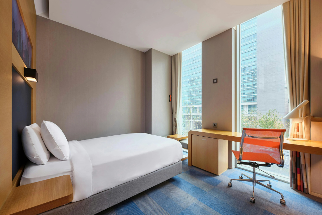 Отель Aloft by Marriott Seoul Gangnam в Сеуле