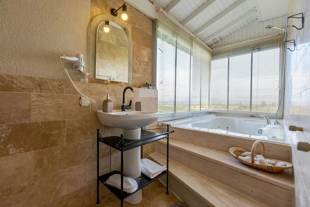 Deluxe room with sea view